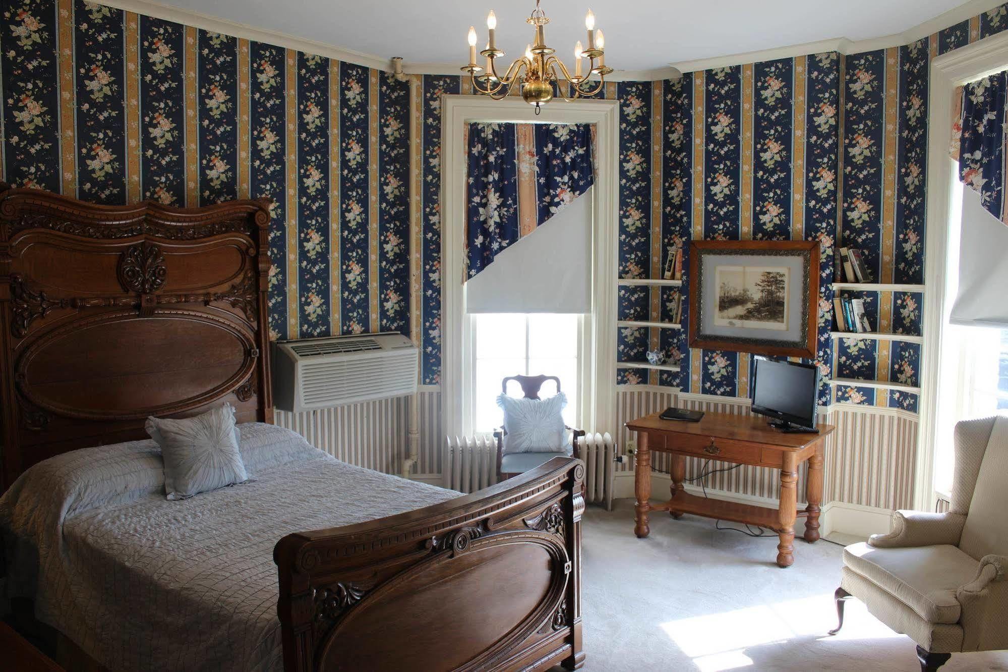 White Inn Fredonia Buitenkant foto