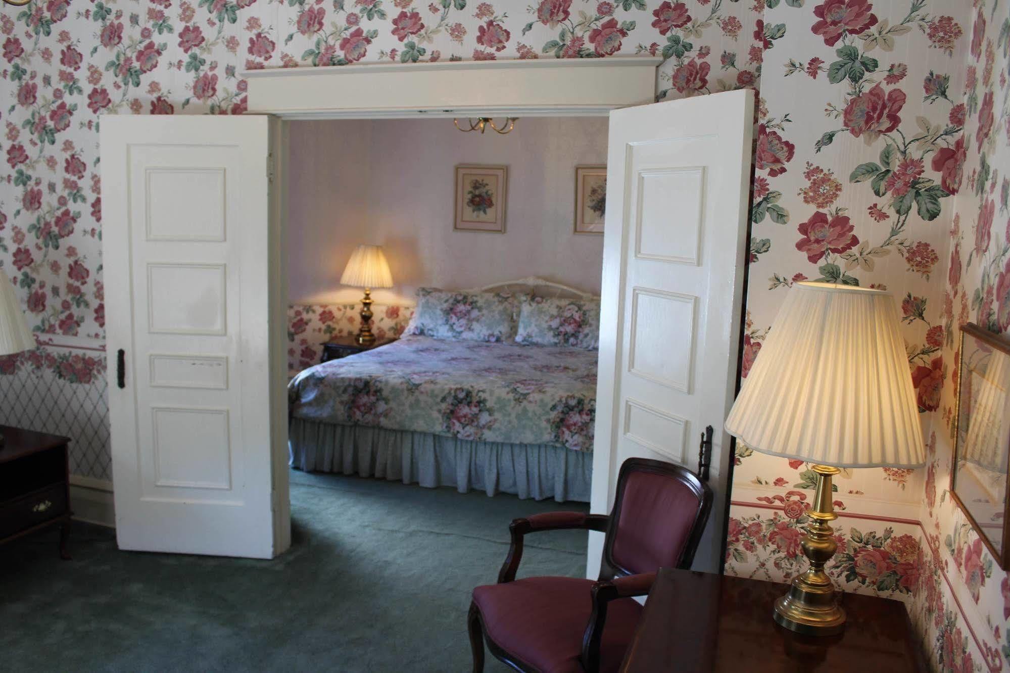 White Inn Fredonia Buitenkant foto