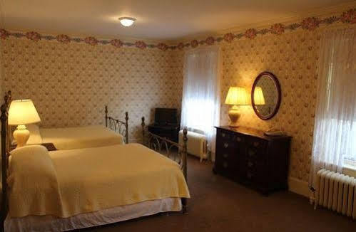 White Inn Fredonia Buitenkant foto